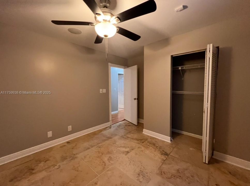 Недавно арендовано: $5,000 (4 спален, 2 ванн, 2215 Квадратных фут)