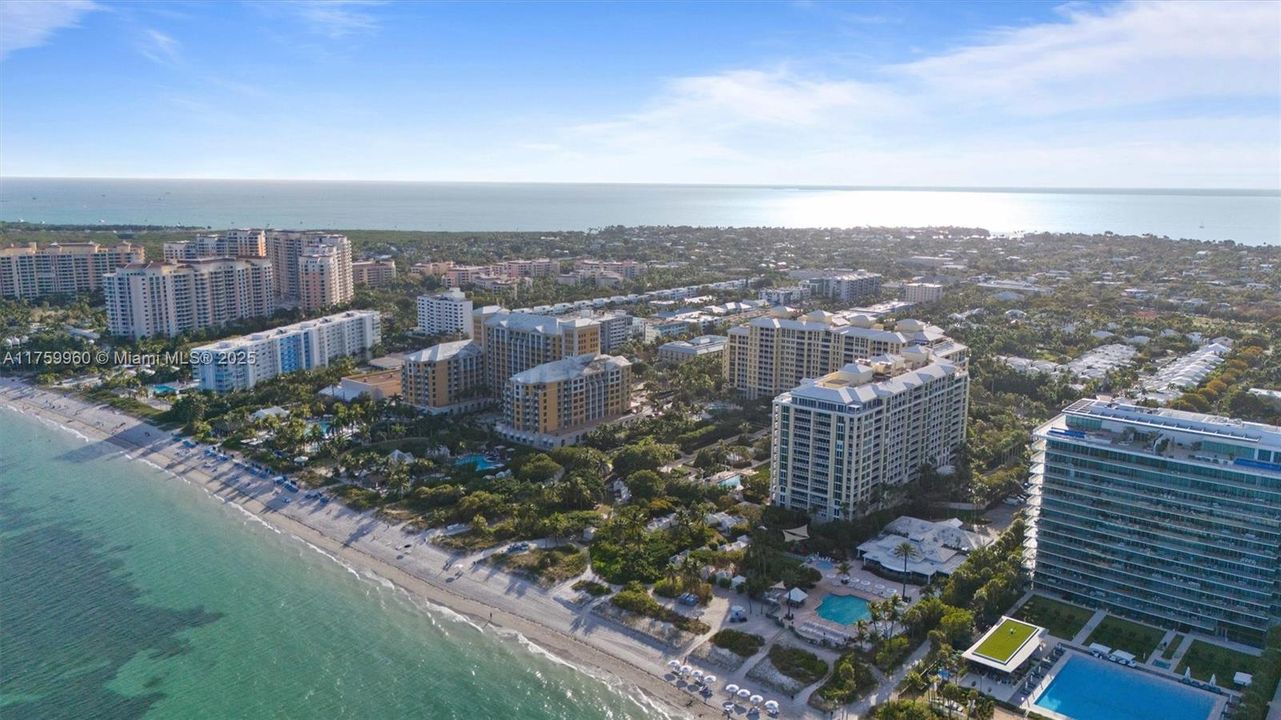 Recently Sold: $4,850,000 (3 beds, 4 baths, 2950 Square Feet)