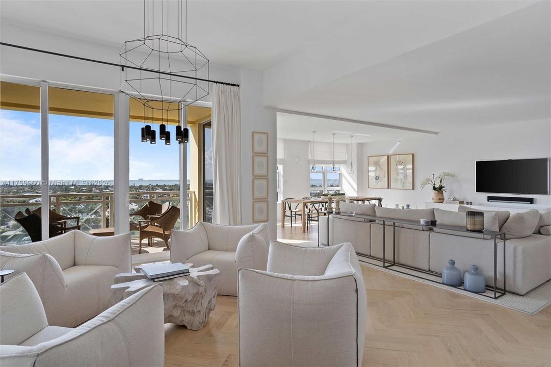 Recently Sold: $4,850,000 (3 beds, 4 baths, 2950 Square Feet)