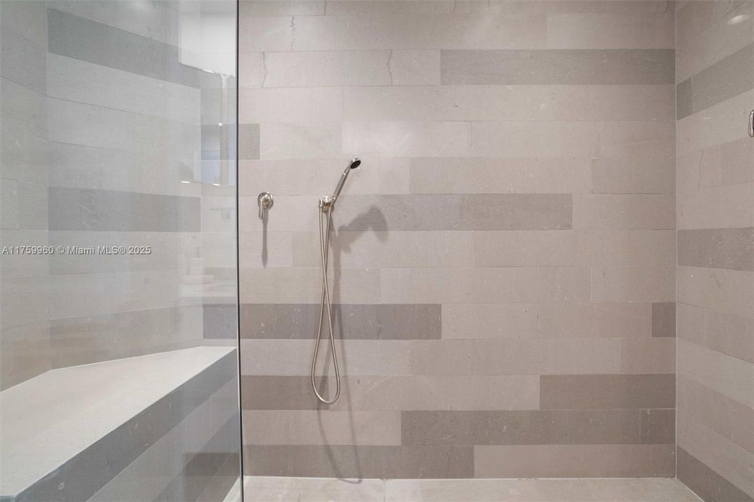 Recently Sold: $4,850,000 (3 beds, 4 baths, 2950 Square Feet)