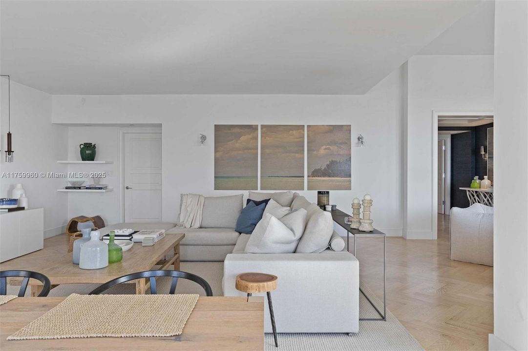 Recently Sold: $4,850,000 (3 beds, 4 baths, 2950 Square Feet)