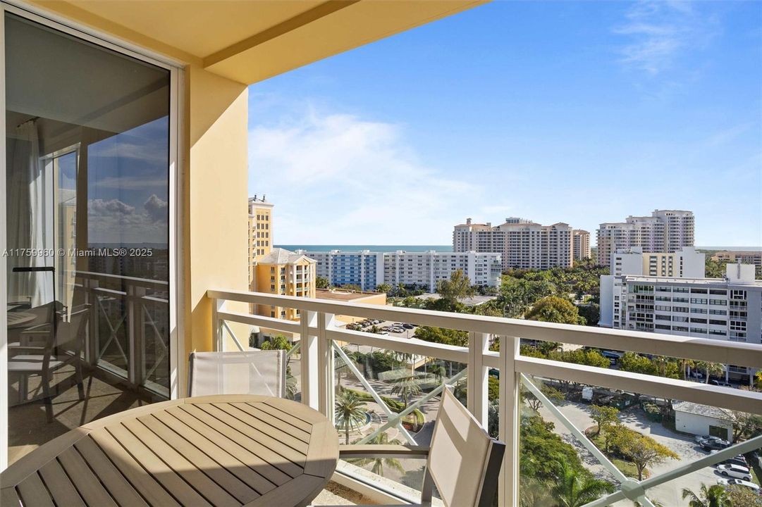 Recently Sold: $4,850,000 (3 beds, 4 baths, 2950 Square Feet)