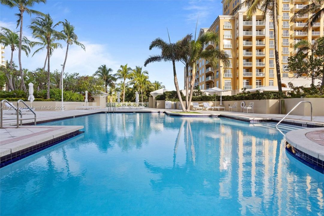 Recently Sold: $4,850,000 (3 beds, 4 baths, 2950 Square Feet)