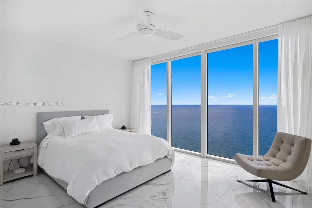 В аренду: $23,000 (3 спален, 3 ванн, 2065 Квадратных фут)