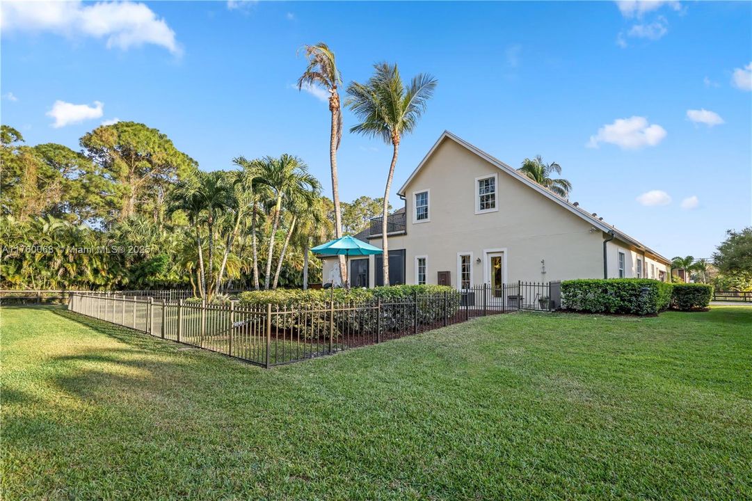 Recently Sold: $1,150,000 (5 beds, 4 baths, 3850 Square Feet)