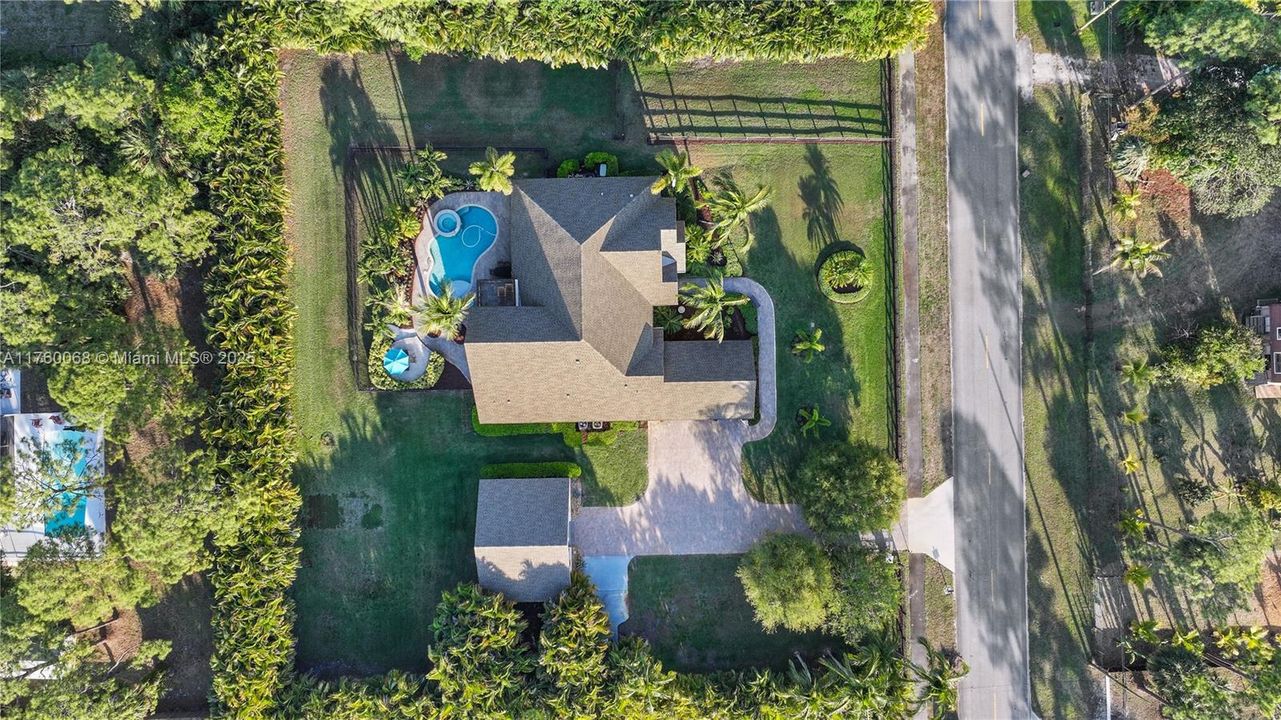 Recently Sold: $1,150,000 (5 beds, 4 baths, 3850 Square Feet)