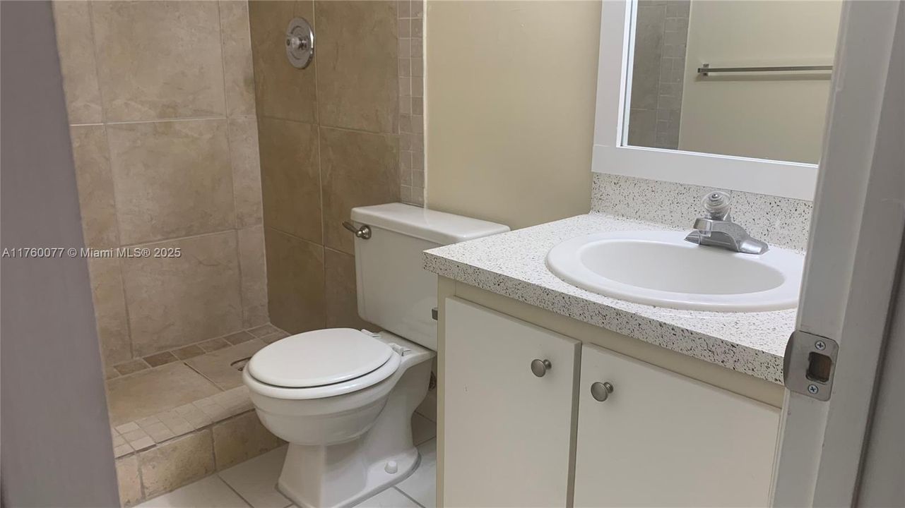 Недавно арендовано: $1,850 (2 спален, 2 ванн, 933 Квадратных фут)