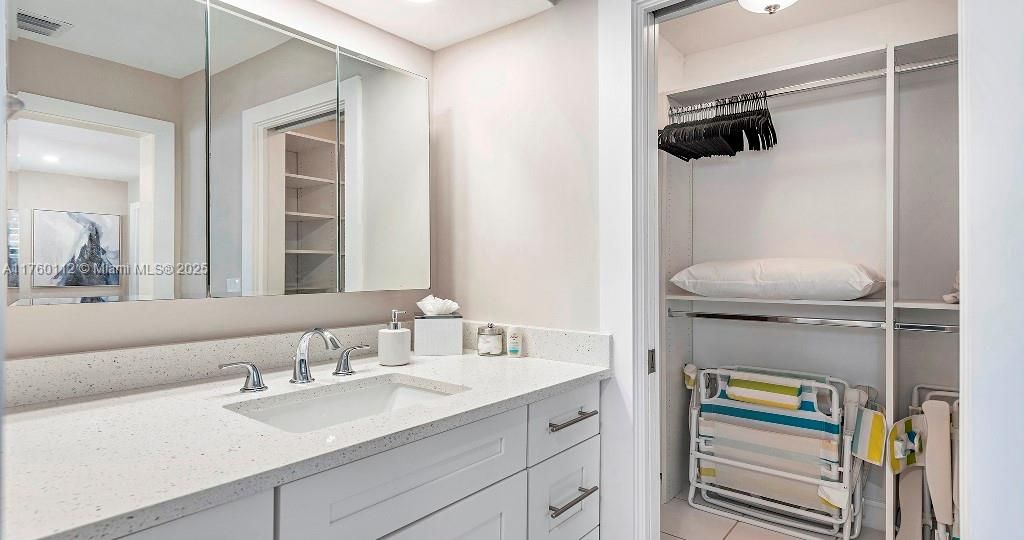 Active With Contract: $1,147,000 (0 beds, 0 baths, 3057 Square Feet)