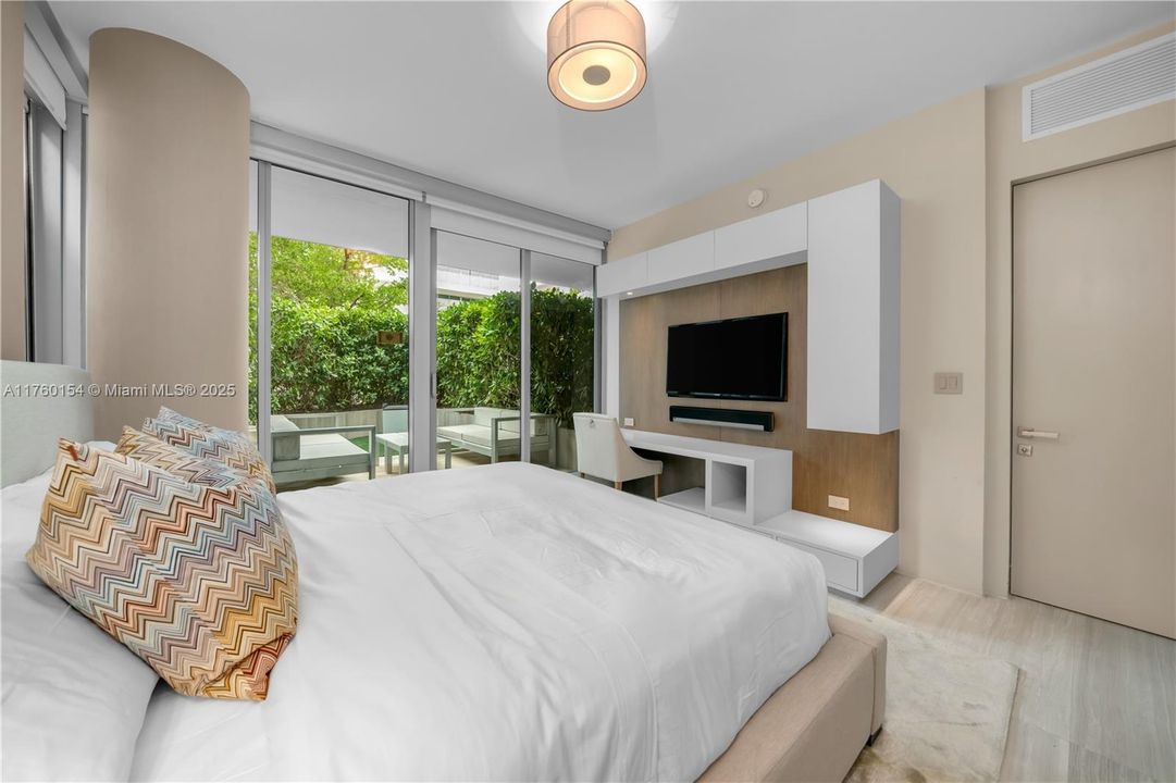 For Sale: $10,488,000 (4 beds, 4 baths, 3745 Square Feet)