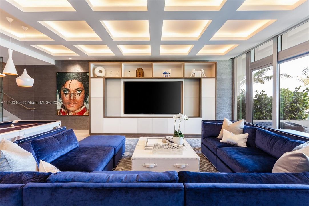 For Sale: $10,488,000 (4 beds, 4 baths, 3745 Square Feet)