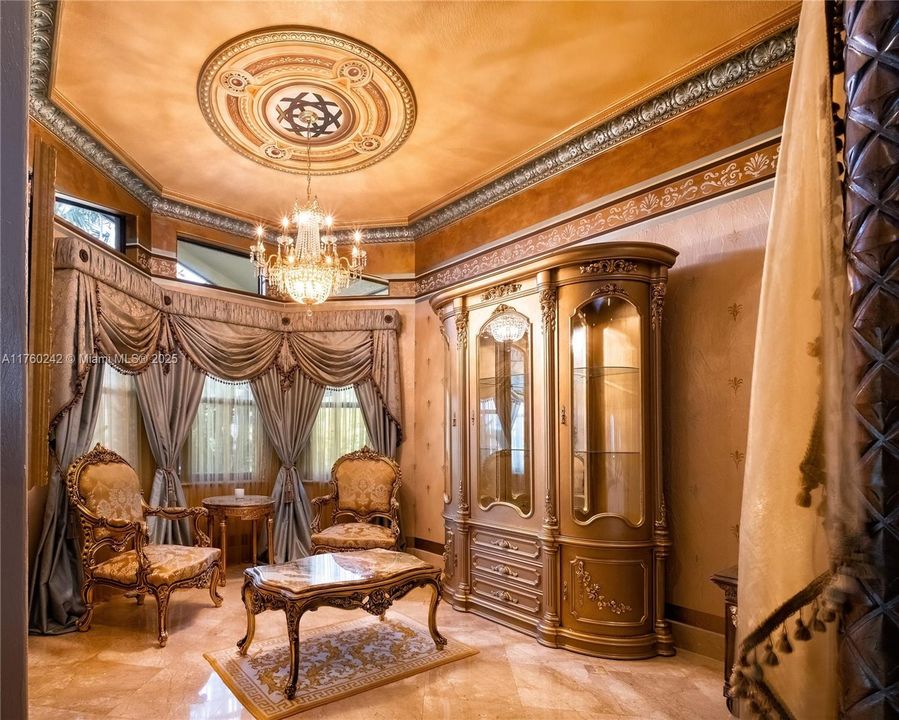 待售: $2,000,000 (4 贝兹, 5 浴室, 4226 平方英尺)