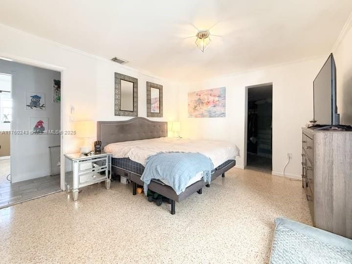 Recently Sold: $1,295,000 (3 beds, 2 baths, 1829 Square Feet)