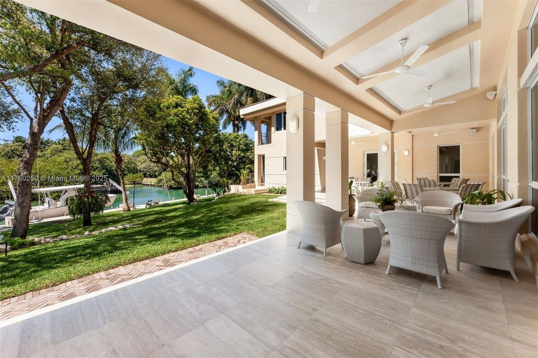 For Sale: $27,550,000 (5 beds, 7 baths, 7698 Square Feet)