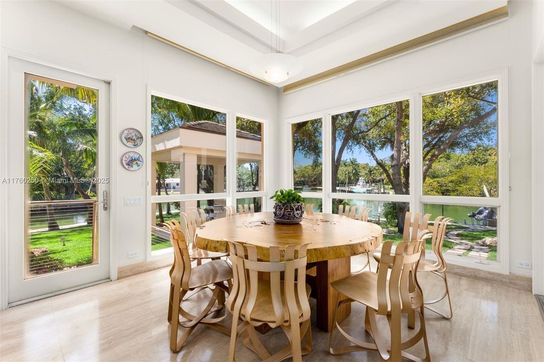 For Sale: $27,550,000 (5 beds, 7 baths, 7698 Square Feet)