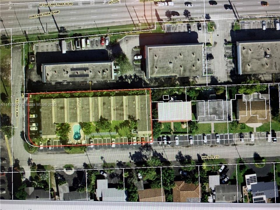 Active With Contract: $104,900 (1 beds, 1 baths, 670 Square Feet)