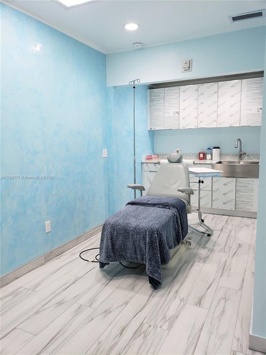 Недавно арендовано: $5,500 (0 спален, 0 ванн, 0 Квадратных фут)