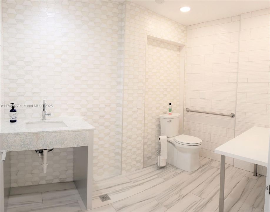 Недавно арендовано: $5,500 (0 спален, 0 ванн, 0 Квадратных фут)