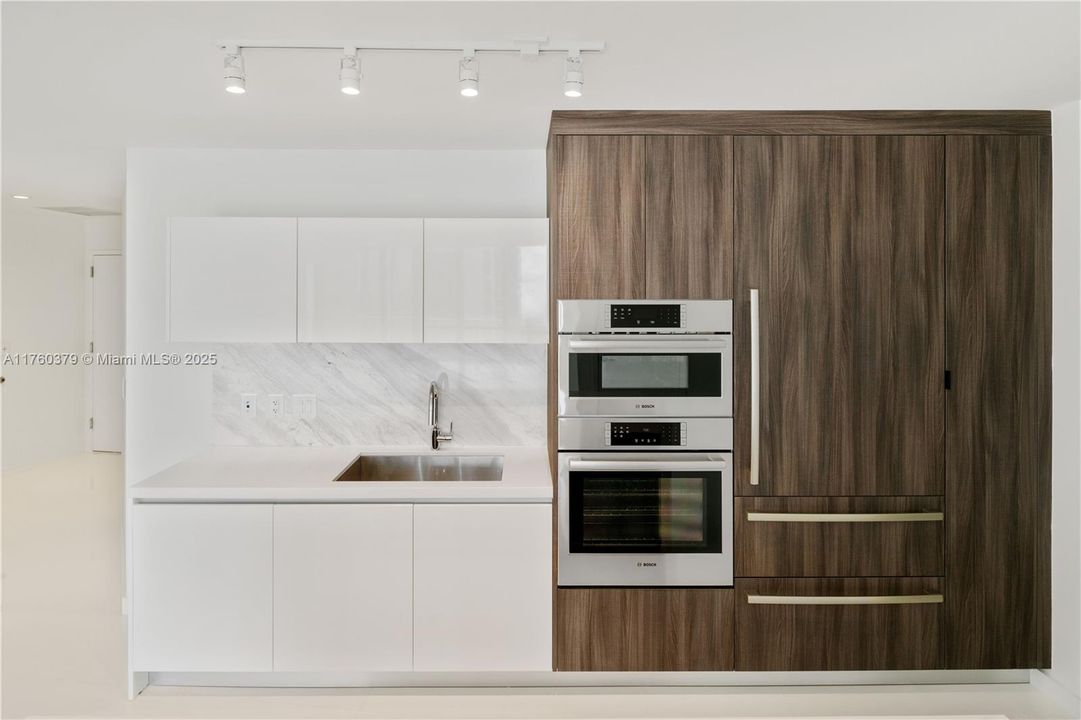 En Venta: $1,349,000 (2 camas, 3 baños, 1560 Pies cuadrados)