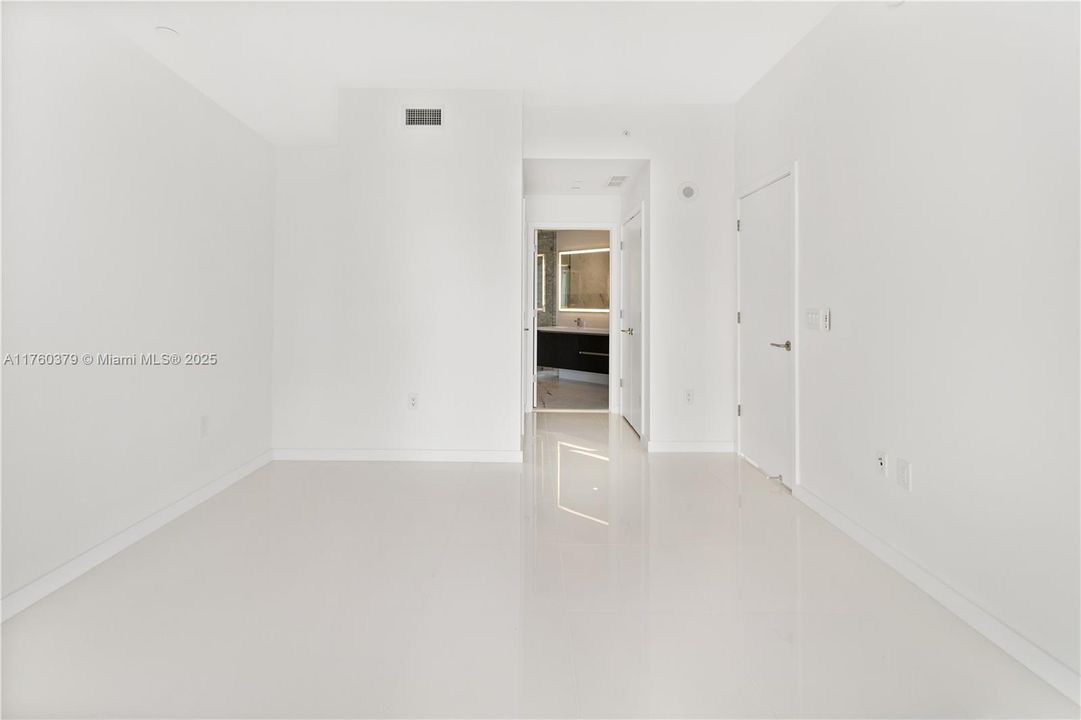 En Venta: $1,349,000 (2 camas, 3 baños, 1560 Pies cuadrados)