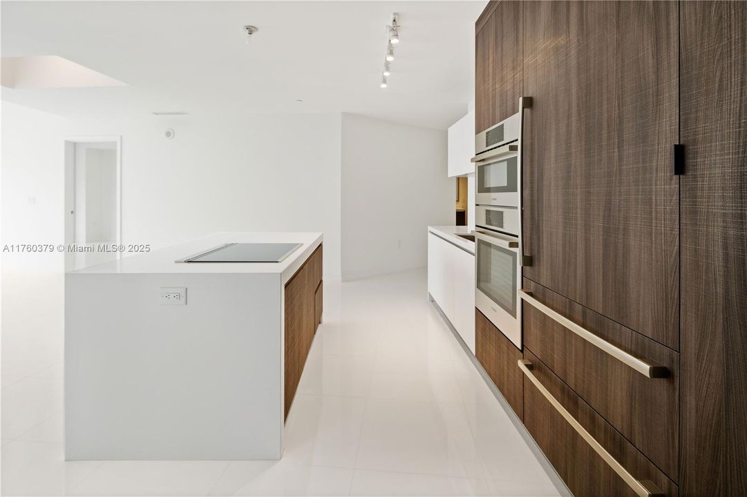 En Venta: $1,349,000 (2 camas, 3 baños, 1560 Pies cuadrados)