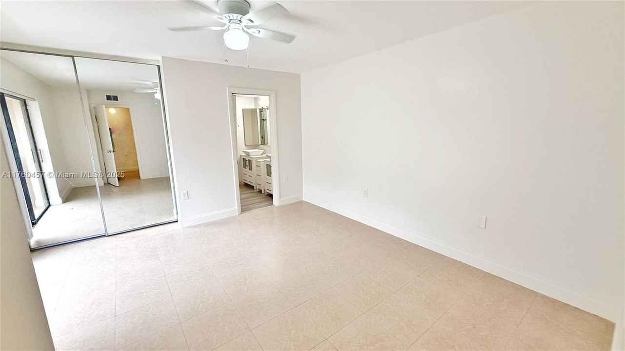 Recently Rented: $2,500 (2 beds, 2 baths, 1318 Square Feet)