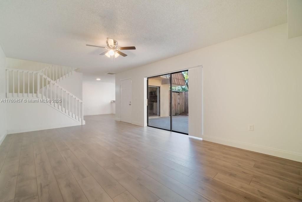 Recently Rented: $2,500 (2 beds, 2 baths, 1318 Square Feet)