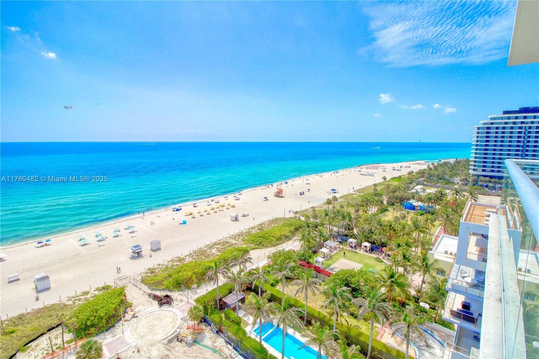 Recently Sold: $5,950,000 (3 beds, 3 baths, 2326 Square Feet)