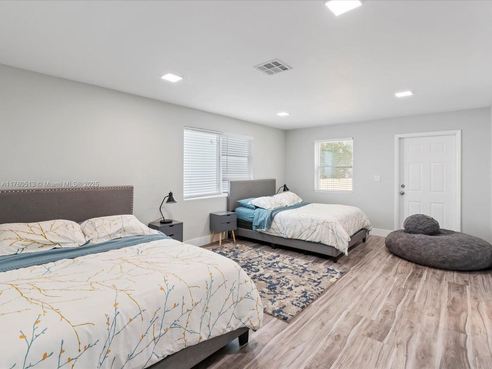 For Sale: $1,499,000 (4 beds, 2 baths, 0 Square Feet)
