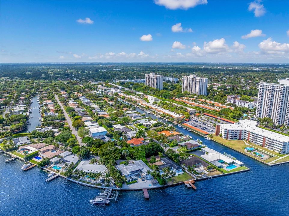 Vendido Recientemente: $549,900 (2 camas, 2 baños, 1728 Pies cuadrados)