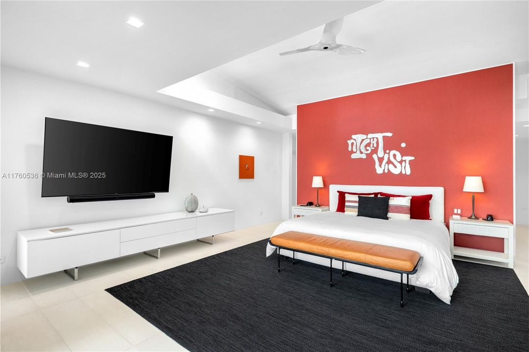 На продажу: $29,500,000 (4 спален, 4 ванн, 4494 Квадратных фут)