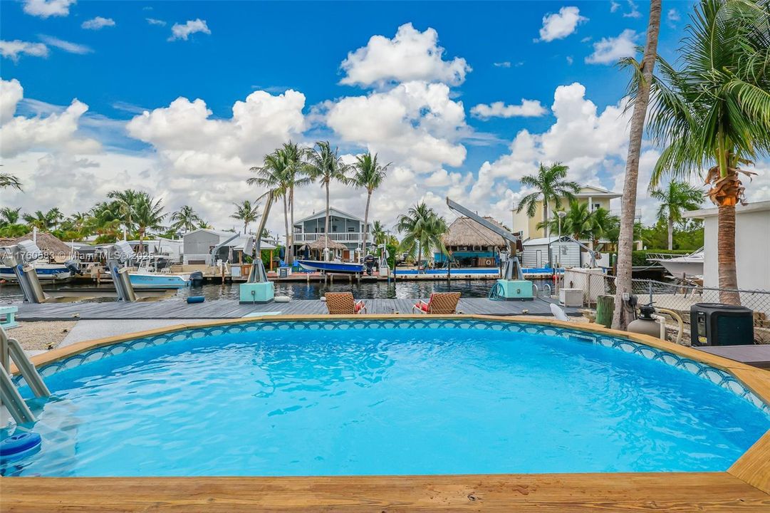 Recently Sold: $1,695,000 (3 beds, 2 baths, 1680 Square Feet)