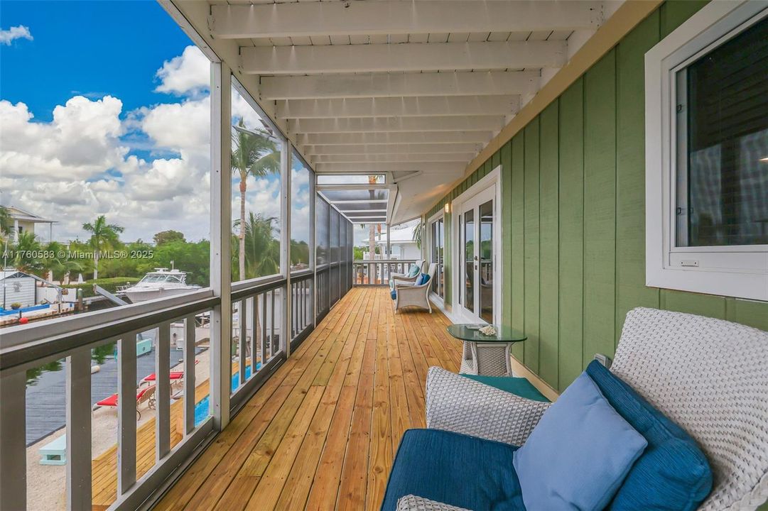 Recently Sold: $1,695,000 (3 beds, 2 baths, 1680 Square Feet)