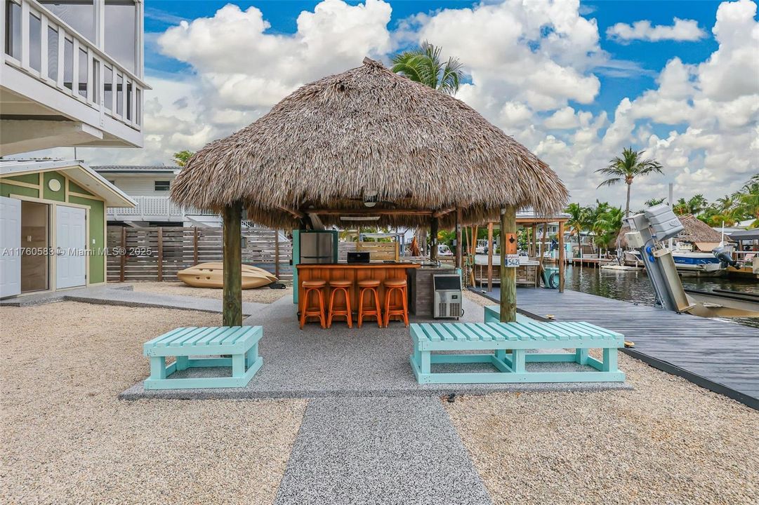 Recently Sold: $1,695,000 (3 beds, 2 baths, 1680 Square Feet)