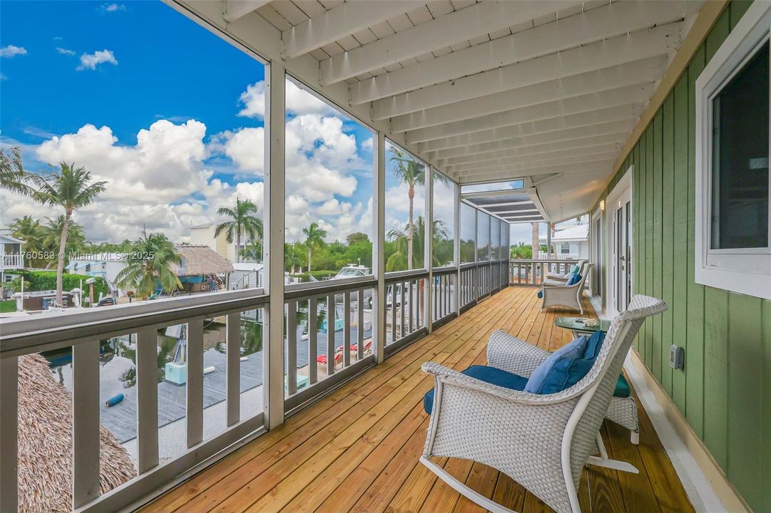 Recently Sold: $1,695,000 (3 beds, 2 baths, 1680 Square Feet)