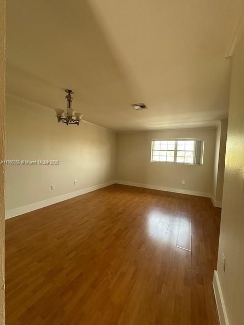 Recently Rented: $1,900 (1 beds, 1 baths, 711 Square Feet)