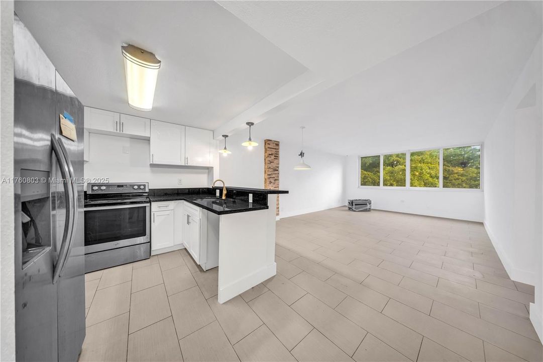 Recently Sold: $304,999 (3 beds, 2 baths, 1230 Square Feet)