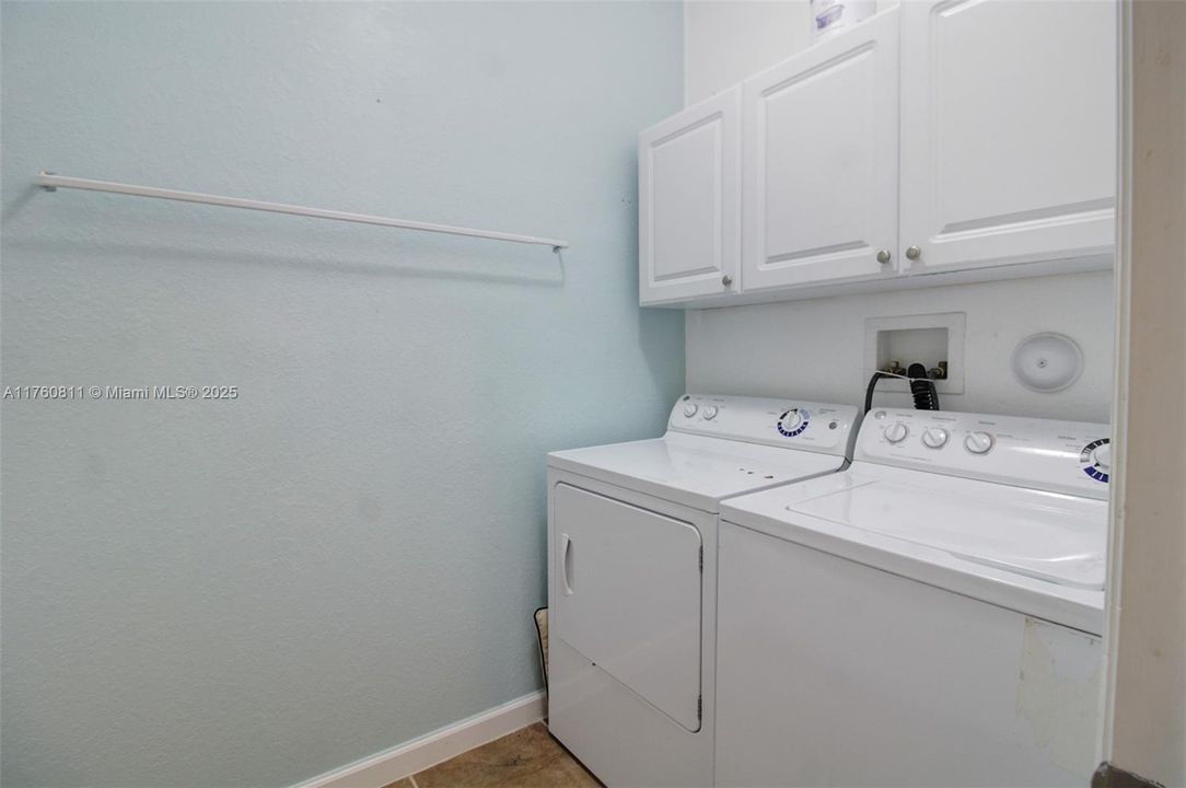 最近售出: $647,000 (5 贝兹, 3 浴室, 2916 平方英尺)