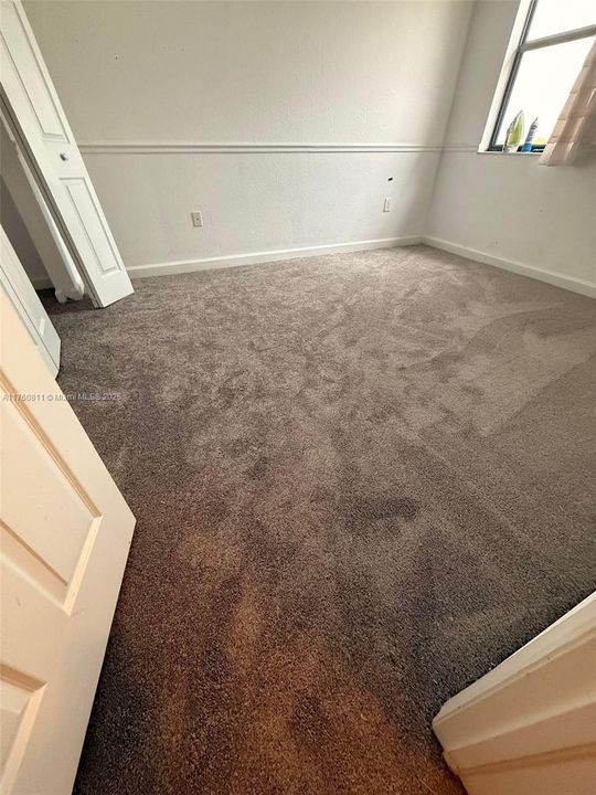 最近售出: $647,000 (5 贝兹, 3 浴室, 2916 平方英尺)