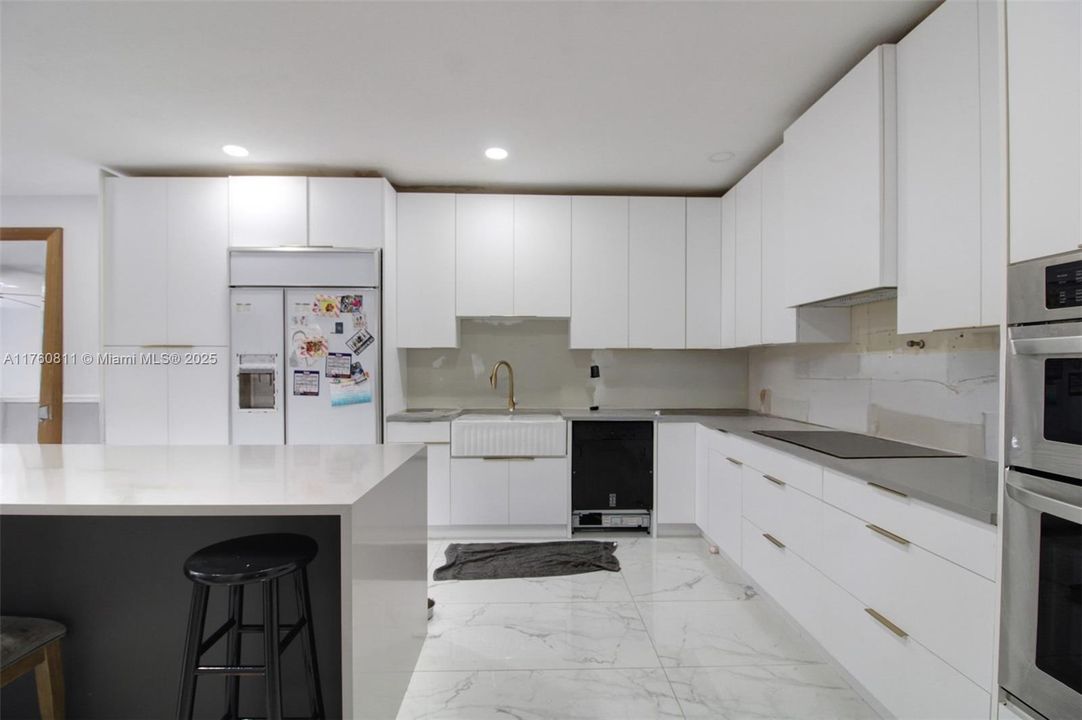 最近售出: $647,000 (5 贝兹, 3 浴室, 2916 平方英尺)