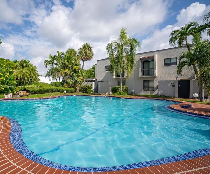 Recently Sold: $500,000 (2 beds, 2 baths, 1234 Square Feet)