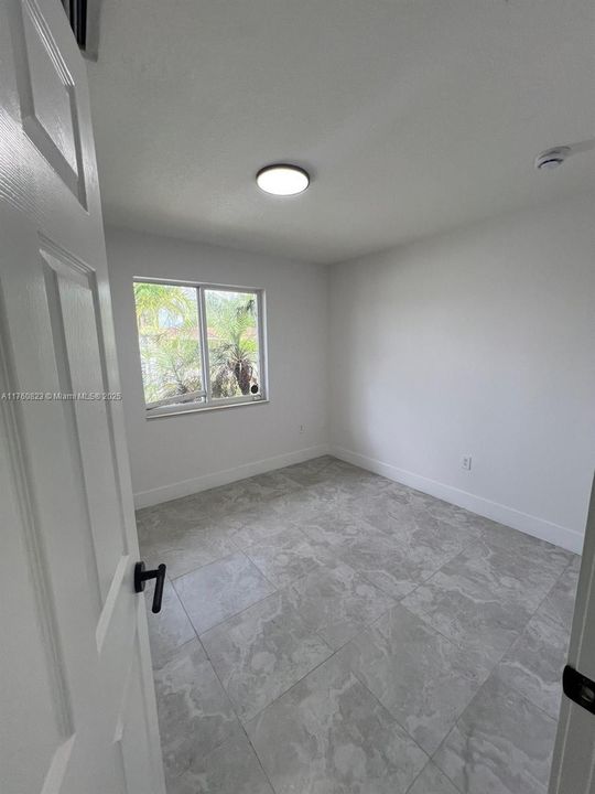 Recently Sold: $599,000 (4 beds, 2 baths, 1525 Square Feet)