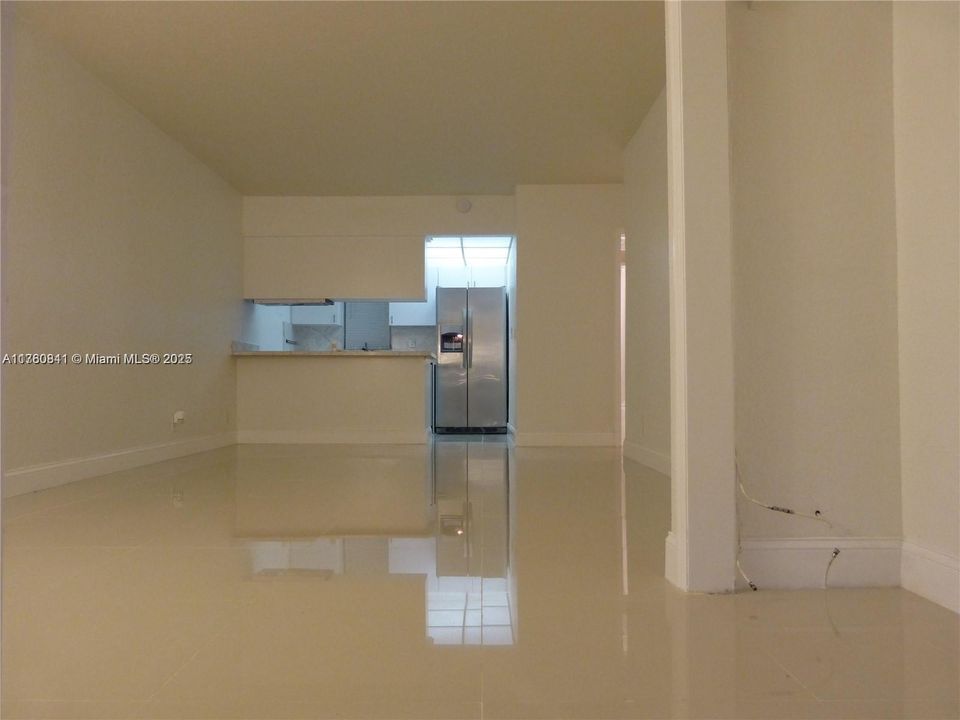 Недавно продано: $160,000 (1 спален, 1 ванн, 600 Квадратных фут)