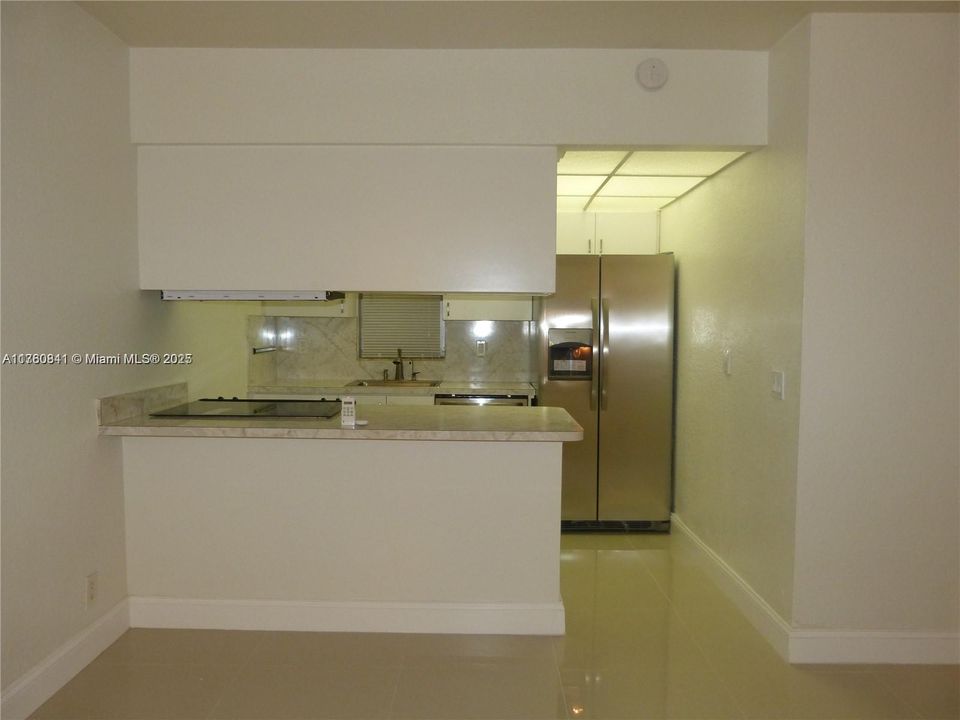 Недавно продано: $160,000 (1 спален, 1 ванн, 600 Квадратных фут)