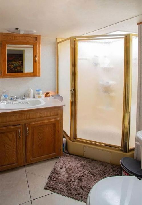 Недавно продано: $649,000 (5 спален, 3 ванн, 1080 Квадратных фут)