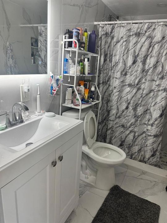 Недавно продано: $649,000 (5 спален, 3 ванн, 1080 Квадратных фут)