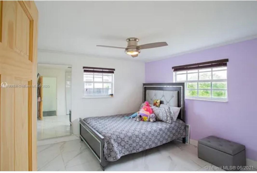 Недавно продано: $649,000 (5 спален, 3 ванн, 1080 Квадратных фут)