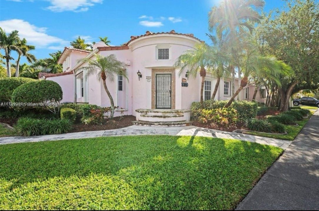 Недавно арендовано: $7,000 (3 спален, 2 ванн, 2588 Квадратных фут)