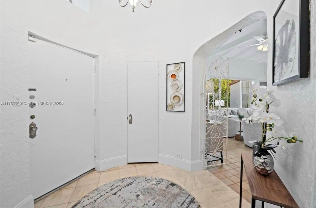 Недавно арендовано: $7,000 (3 спален, 2 ванн, 2588 Квадратных фут)