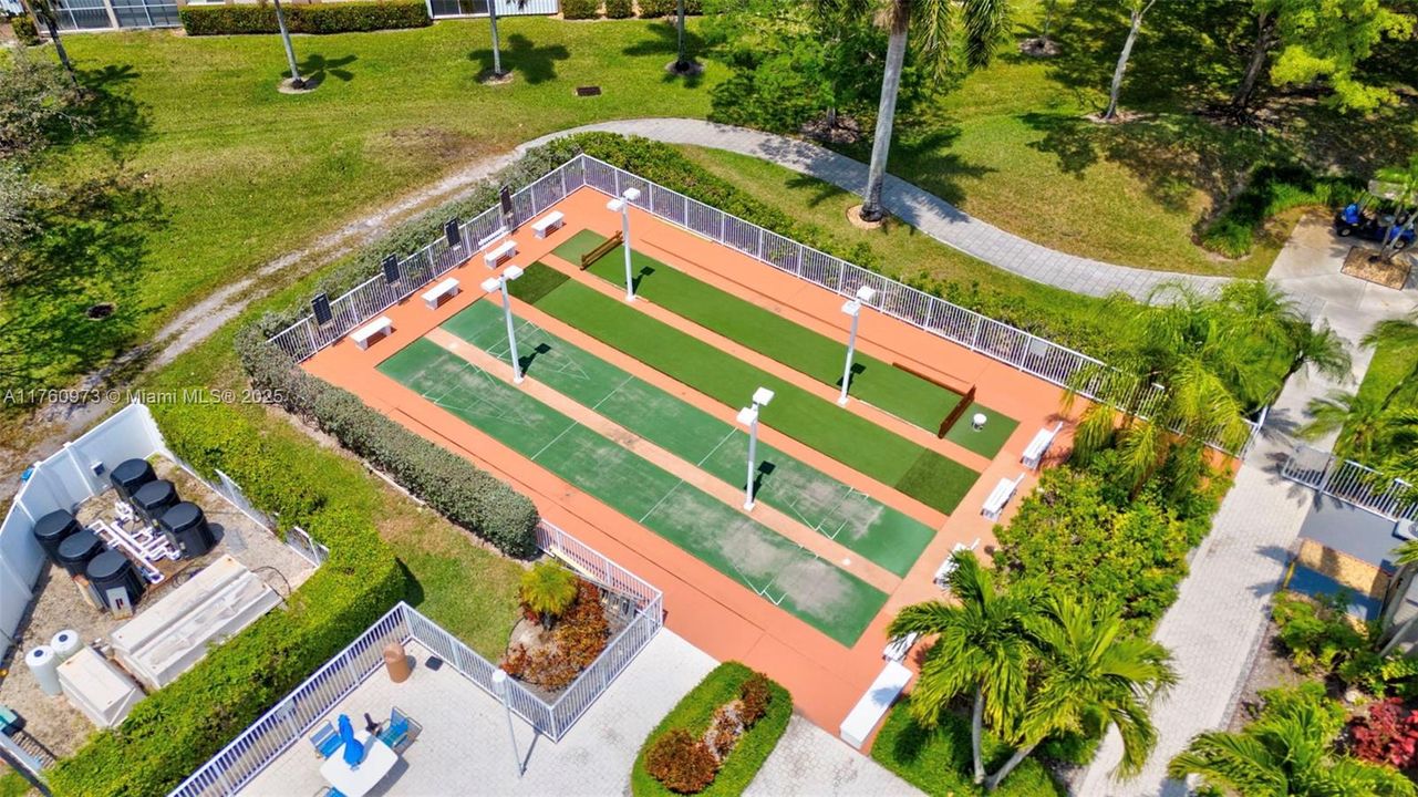 For Sale: $157,750 (2 beds, 2 baths, 1080 Square Feet)