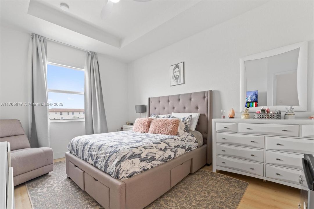 For Sale: $635,000 (4 beds, 2 baths, 1820 Square Feet)